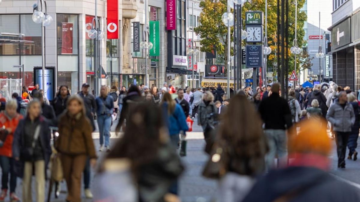 Almanya'da stadtbild siyaseti: Kamusal alan, kimlik ve dışlama  