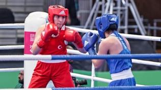 Milli boksrlerden Riyad'da 6 madalya