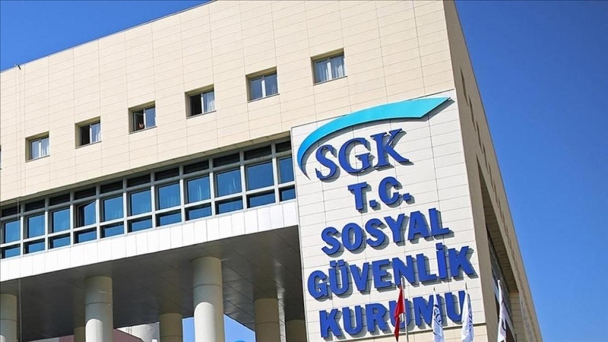 SGK bor listesinde zirve deimedi: CHP'li belediyeler ba ekiyor