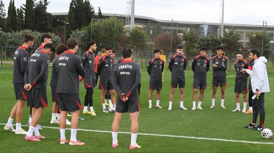 mit Milli Futbol Takm'nn Ukrayna ve Litvanya mesaisi sryor