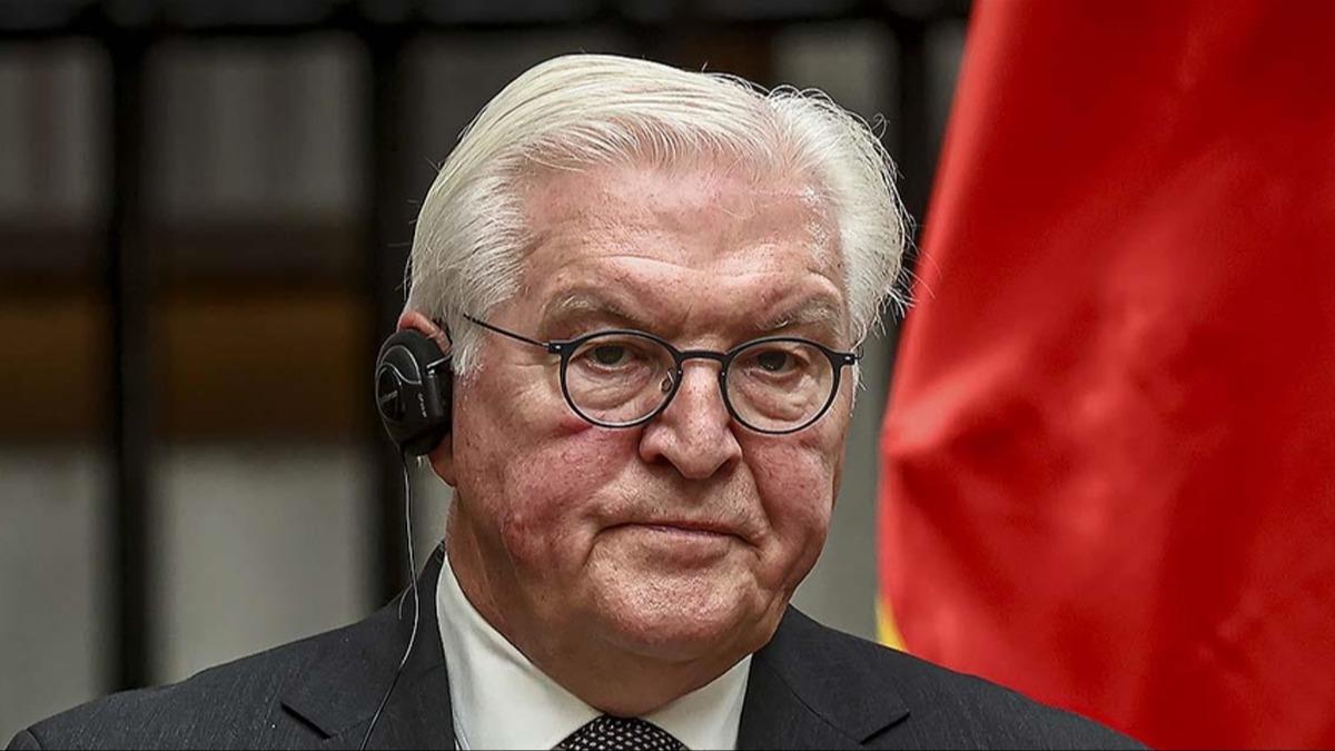 Almanya Cumhurbakan Steinmeier: Askeri savunma yeteneklerimizi glendirmeliyiz