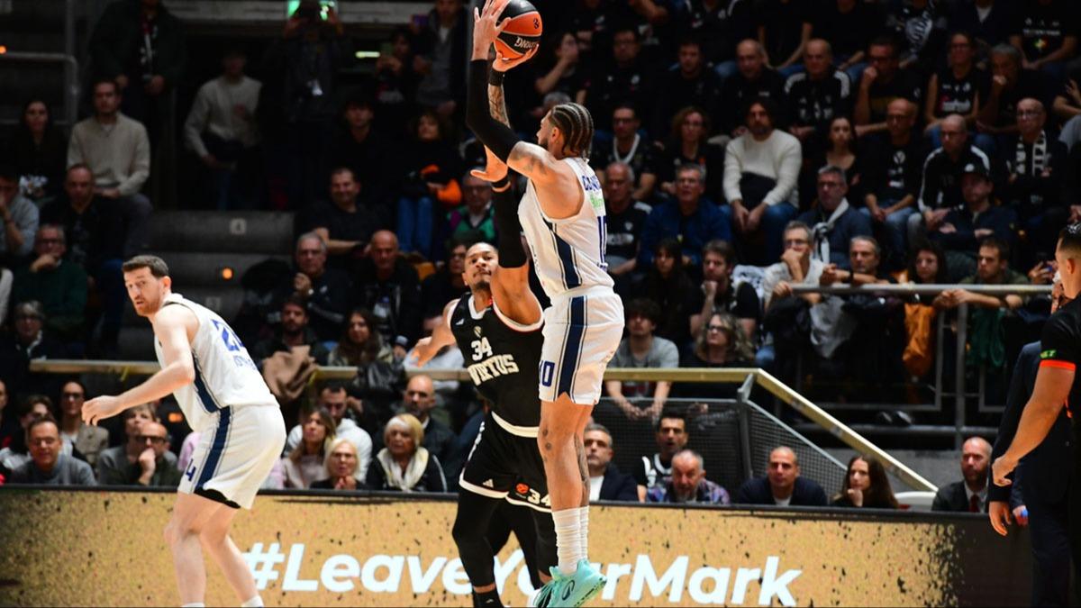Anadolu Efes, Virtus Bologna'ya malup oldu