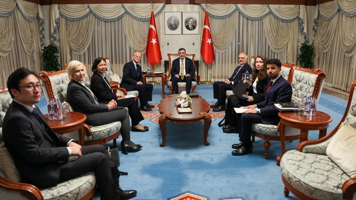 Cumhurbakan Yardmcs Ylmaz: Asya Kalknma Bankas ile gl bir ortaklk srecini kararllkla srdreceiz