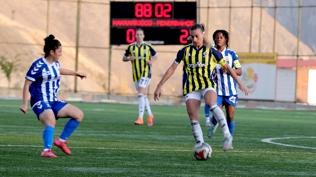 Fenerbahe Arsavev erteleme manda galip