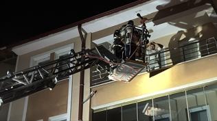 Kütahya'da yangın: Mahsur kalanlar kurtarıldı