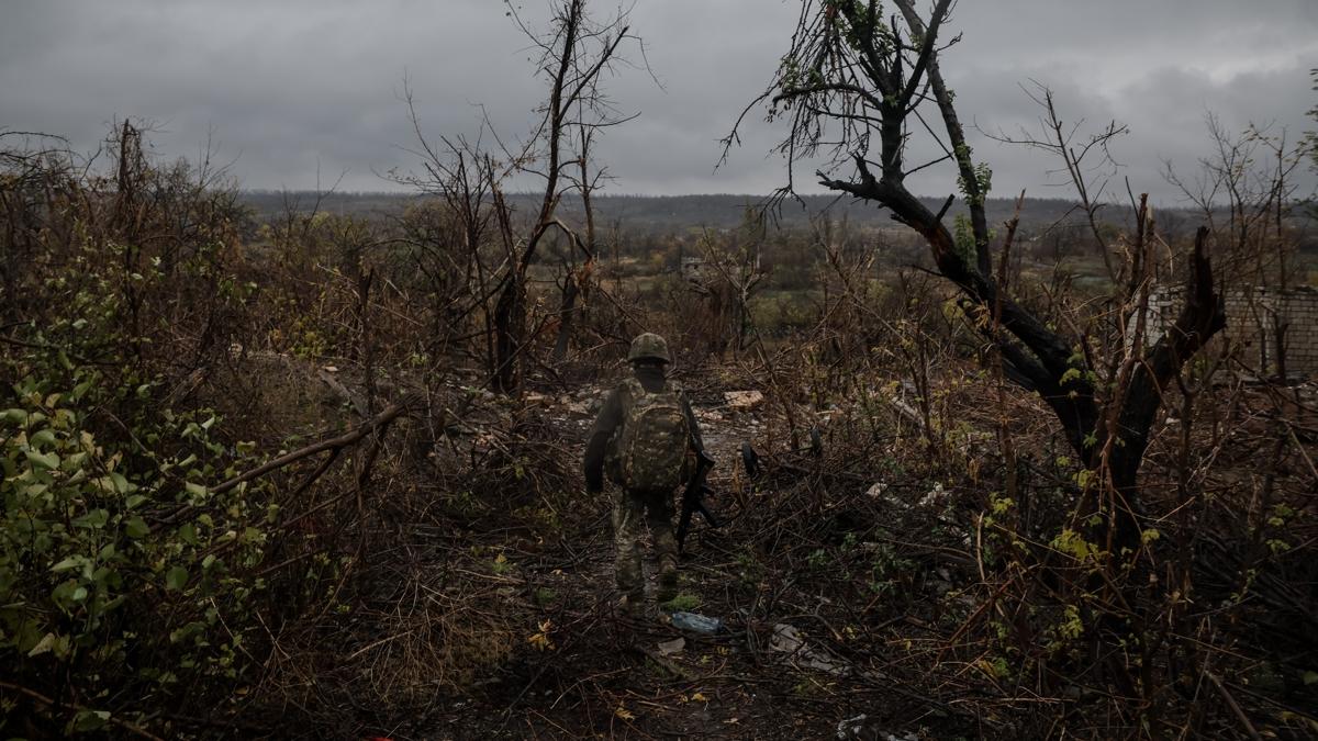 Rus glerinin Donetsk'teki ilerleyii sryor 