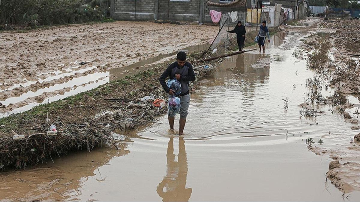 Gazze'de yeni felaket kapda: Han Yunus'ta 900 bin kii frtna ve sel tehdidi altnda