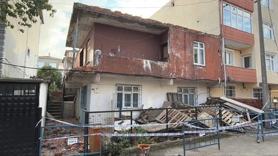 Gebze'de 2 katl bina tahliye edildi