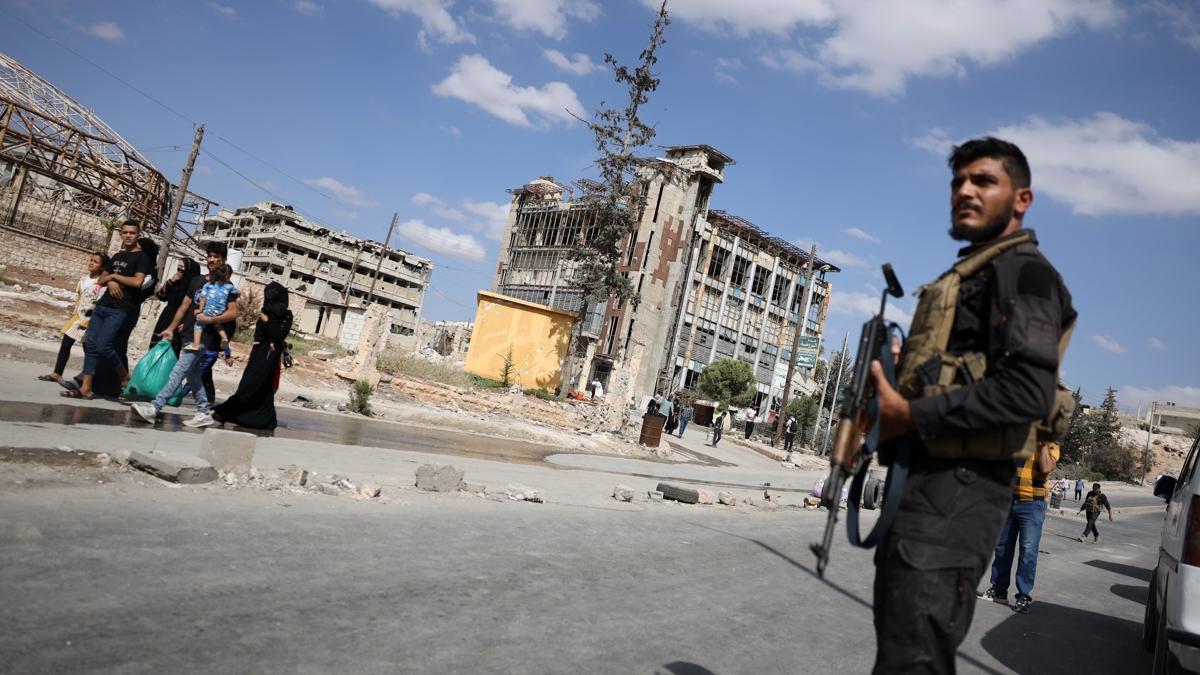 Lazkiye'de yasa d gruplara silahl baskn! 