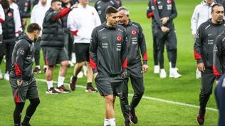 A Milli Futbol Takımı, Matlı Stadı'nda yürüyüş yaptı