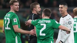 Cristiano Ronaldo oyundan atıldı! Portekiz, İrlanda'ya boyun eğdi