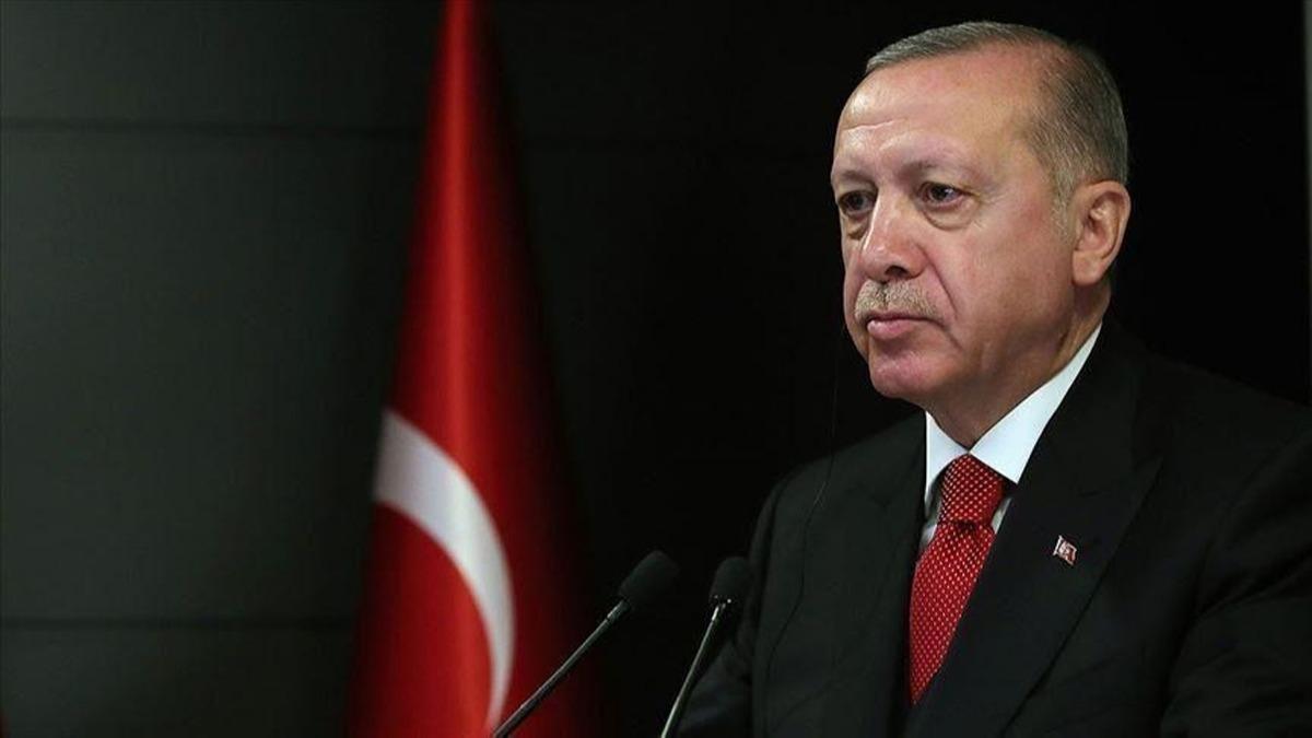 Cumhurbakan Erdoan, uak kazasnda ehit olan askerlerin ailelerini yalnz brakmad