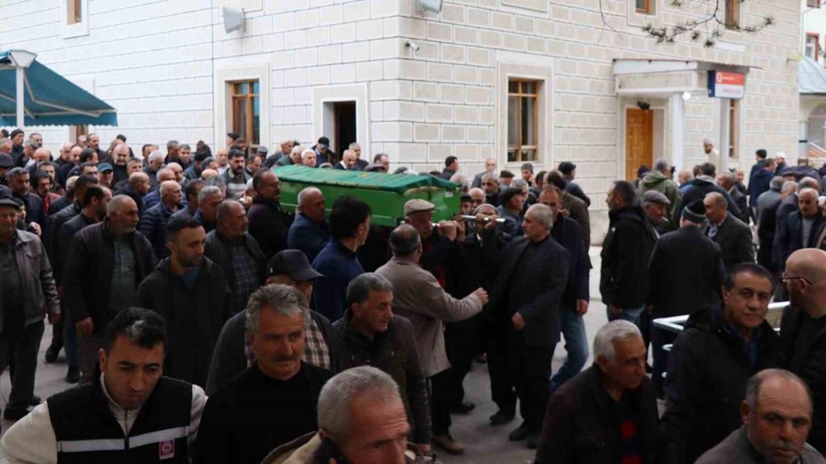 Eski belediye bakanna veda... Gzyalar ile uurland 