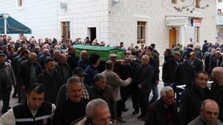 Eski belediye bakanna veda... Gzyalar ile uurland