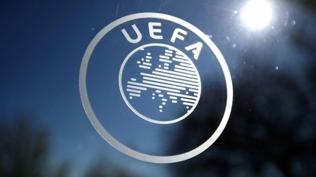 Fenerbahe ve Viktoria Plzen'e UEFA'dan ceza