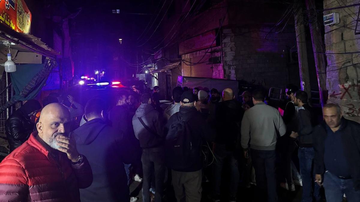 Suriye medyas duyurdu: am'n Mezze blgesinde patlamalar yaand...