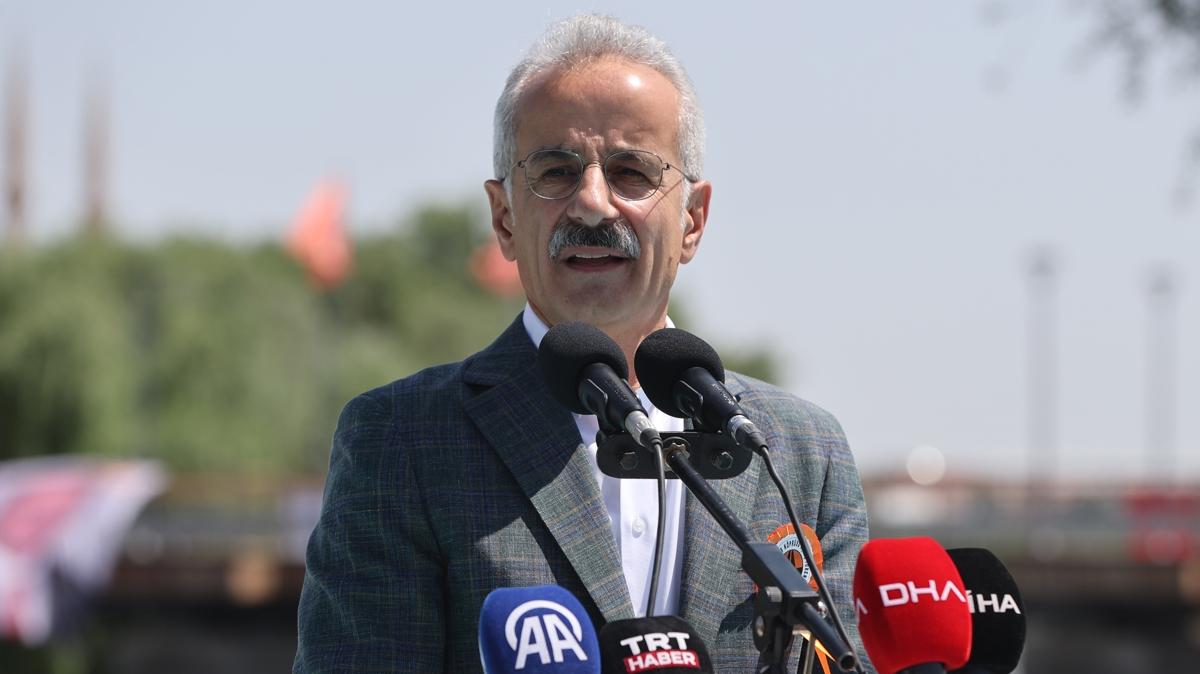 Bakan Uralolu: nsanlarn hayal edemediini hayata geirdik