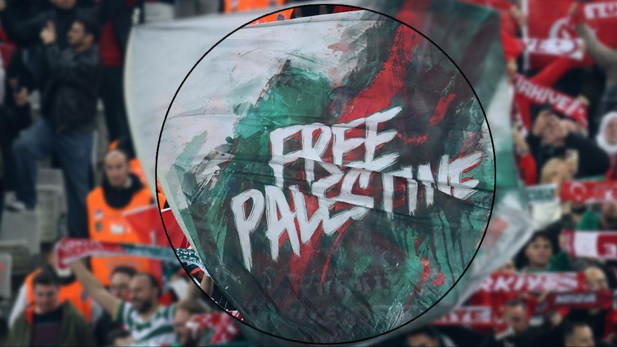 Bursa krmz beyaza brnd! Tribnler Filistin'i unutmad