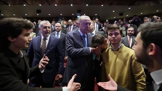 Cumhurbaşkanı Erdoğan açıklamıştı! İŞKUR Gençlik programı başvuru rekoru kırdı