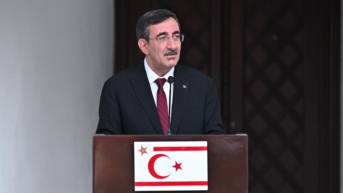 Cumhurbakan Yardmcs Ylmaz: Kbrs Trk halknn yanndayz