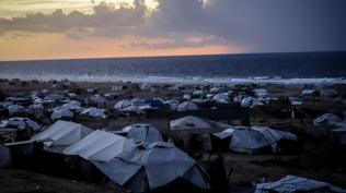 Gazze'de adrlar kyor... Hkmet: 250 bin adra ihtiya var