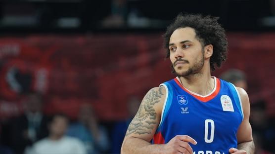 Larkin'den Anadolu Efes'e kt haber! Sakatlk durumu belli oldu