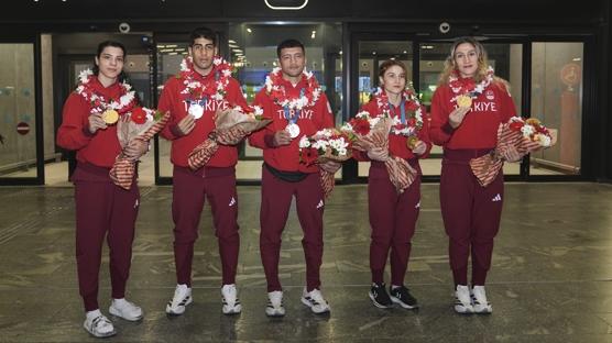 Muaythai Milli Takm, slami Dayanma Oyunlar'ndan 5 madalyayla dnd