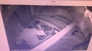 Yolcu dolu otobüse kurşun yağdırdı