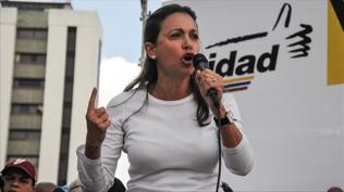 İsrail yanlısı Venezuelalı muhalif liderden ordudan silahlarını bırakmasını istedi