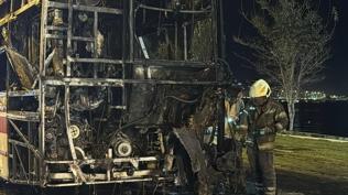 İzmir'de seyir halindeki otobüste yangın