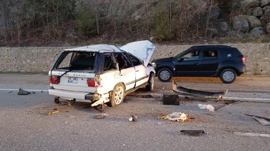 Karabük'te otomobil takla attı: Ölü ve yaralılar var