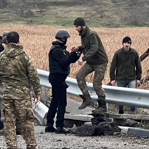 Esir takası görüşmeleri Türkiye arabuluculuğunda başladı