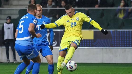 Ukrayna play-off biletini ald!