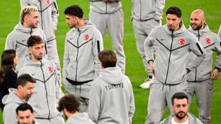 A Milli Takım, La Cartuja Stadı'nda yürüyüş yaptı