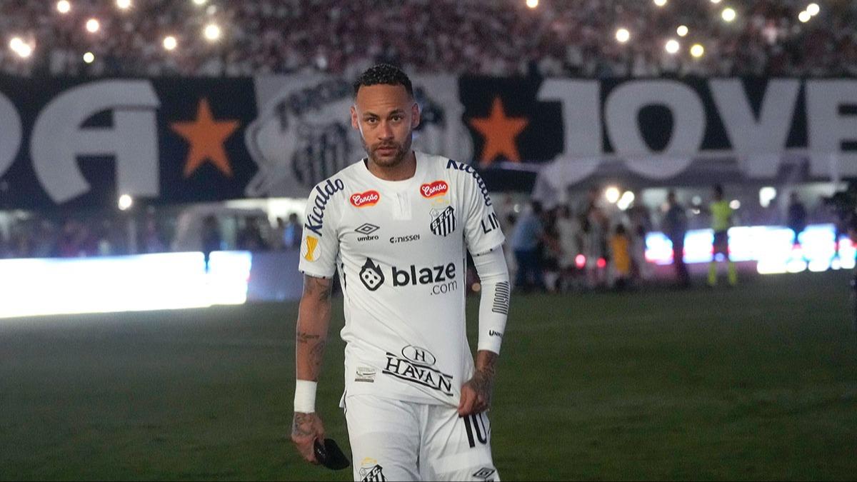 Carlo Ancelotti: Neymar, oyuncu listemizde