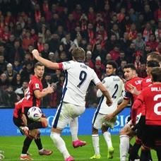 İngiltere, Harry Kane'in golleriyle Arnavutluk'u yendi