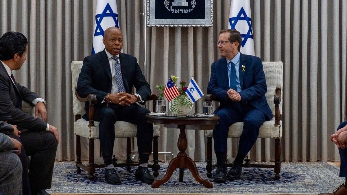 New York Belediye Bakan'ndan itiraf... Adams: srail'e hizmet ettim