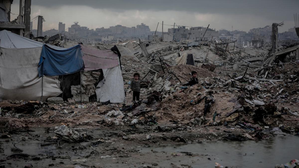 Soykrmc srail atekes dinlemiyor: 1'i ocuk 3 Filistinli ehit oldu 