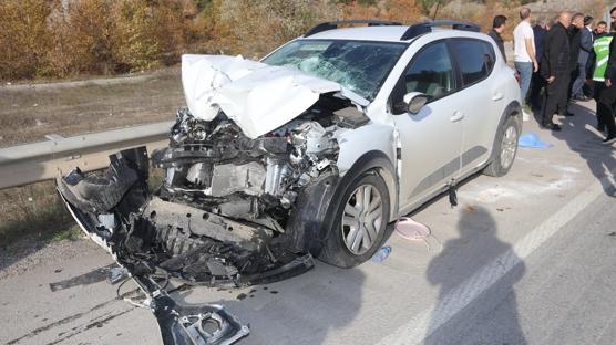 Amasya'da kamyon ile otomobil arpt: 3 kii yaral