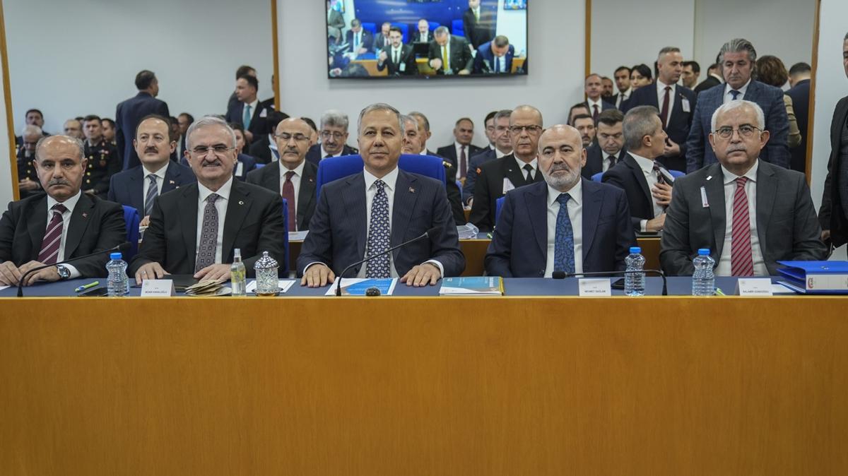 Bakan Yerlikaya'dan ''sua srklenen ocuk'' aklamas: Zaman geldi