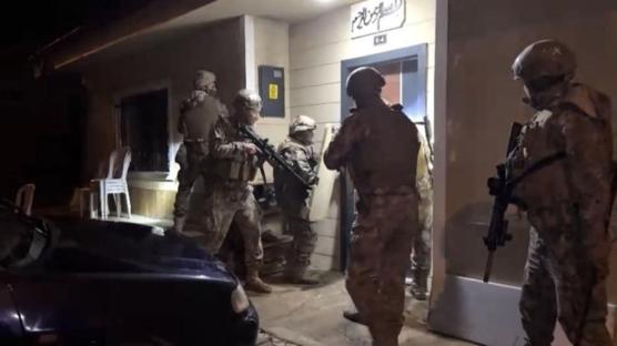 Adyaman'da afak operasyonu! 2 kii tutukland