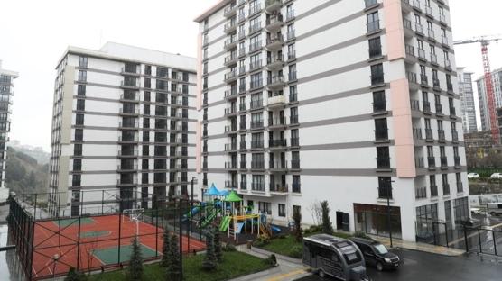 Cumhurbakan Erdoan liderliinde balatlan dnm hz kesmiyor: stanbul'da kura ekimi yapld