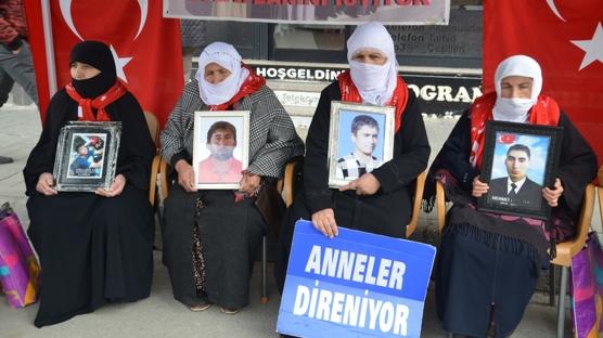 DEM Parti önünde evlat nöbeti: Oğlum gelene kadar eyleme devam edeceğim