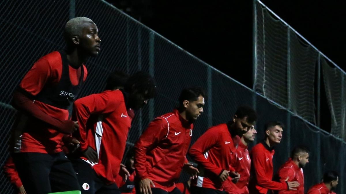 Genlerbirlii, Galatasaray mesaisine devam etti