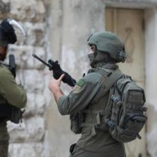 İşgalci İsrail'den Suriye'nin güneyine baskın: 3 sivili alıkoydu