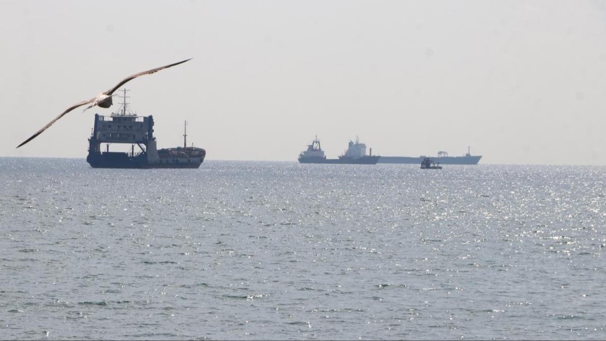 stanbul'da gemide zehir panii... Bir mrettebat hayatn kaybetti