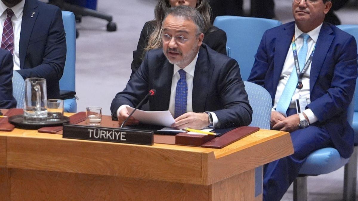 Yeni bykeliden ilk aklama: Suriye halknn yannda olmaya devam edeceiz