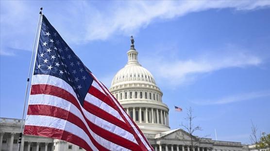 AB'de dikkat eken demokrasi anketi