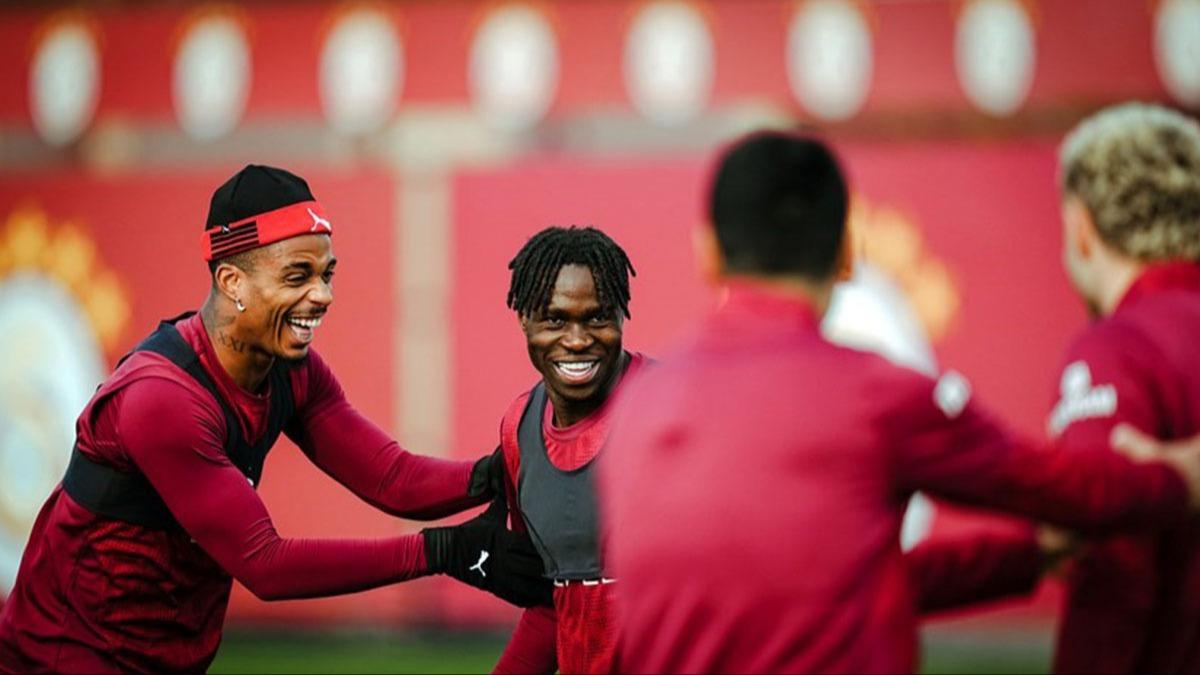 Galatasaray, Genlerbirlii mesaisinde