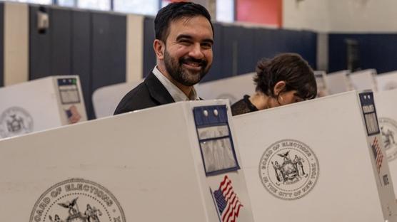 Kimlik siyaseti ekseninde Amerika'daki sosyal demokratların yükselişi